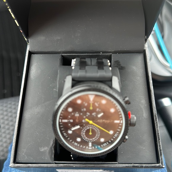 Ed hardy watch - Picture 1 of 1